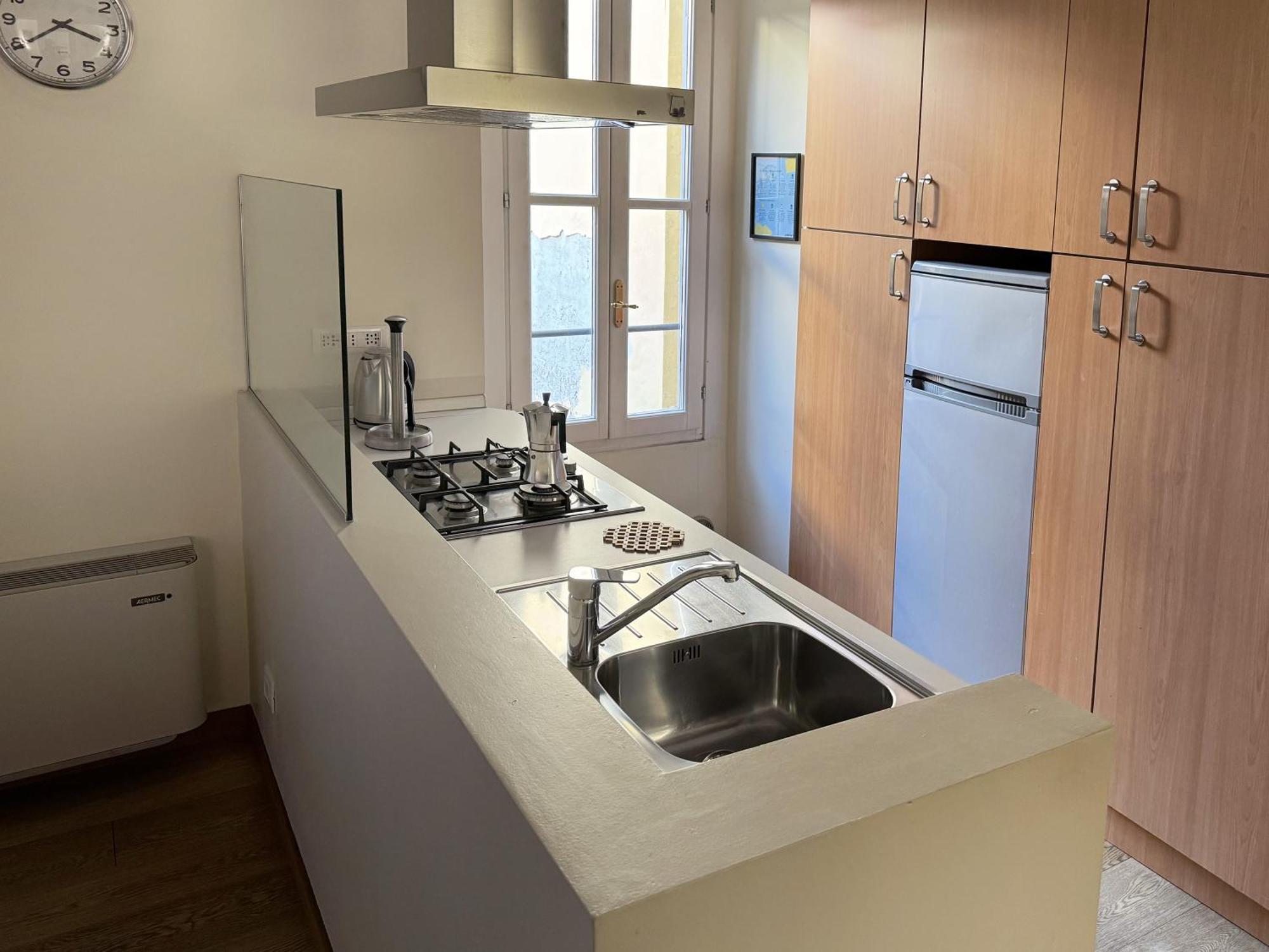 Joivy Cosy Ticinese Retreat 1-Bed Flat Near The Duomo Apartment Milano Ngoại thất bức ảnh